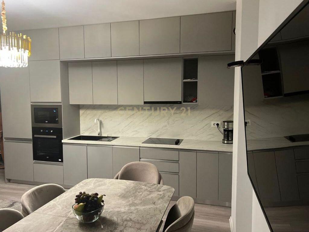 Shitet Apartament 2+1 – San Pietro Resort, Gjiri i Lalzit