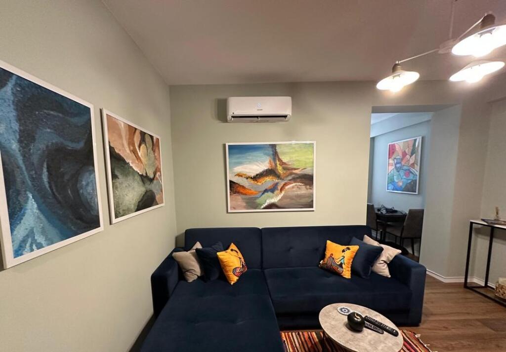 Appartamento 1+1 in Affitto in Via Durazzo, vicino al Ministero dell'Istruzione 650 € /Mese