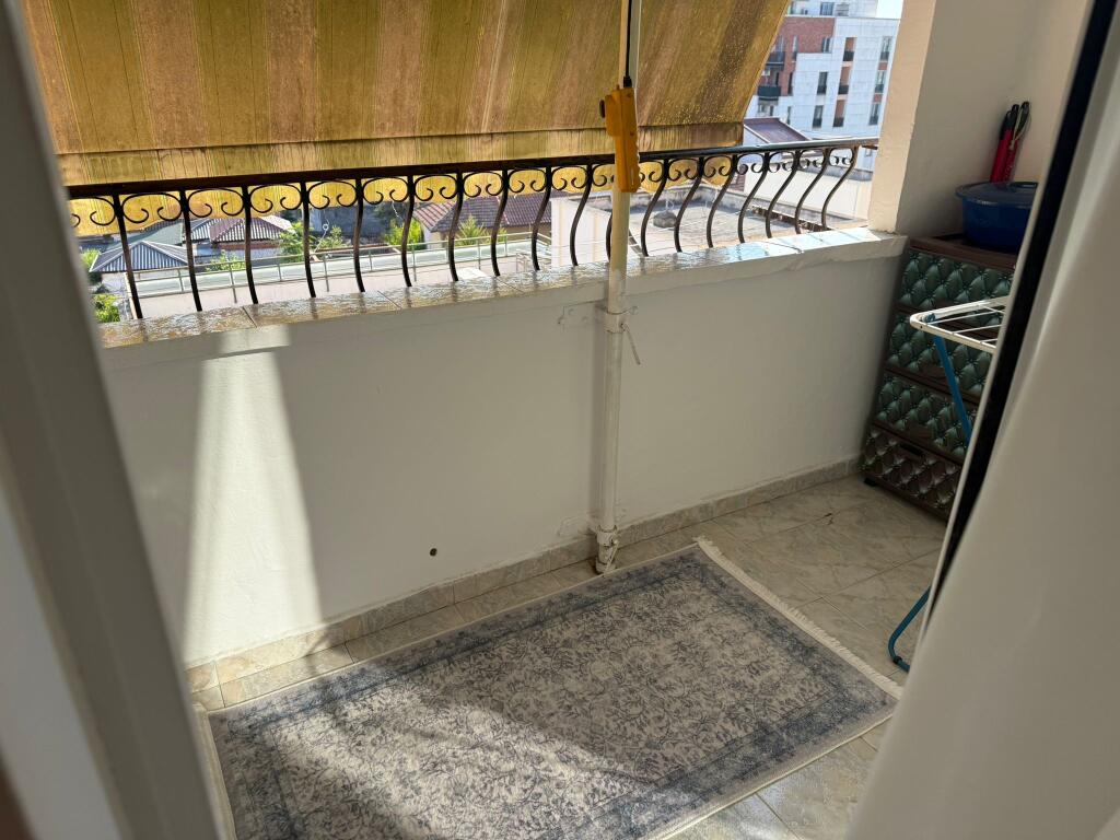Apartment 1+1 for rent near the United School     