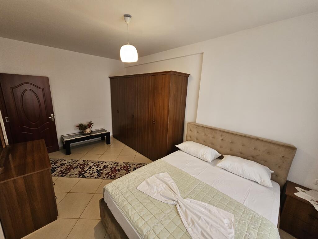Jepet me Qira – Apartament 1+1 në Astir