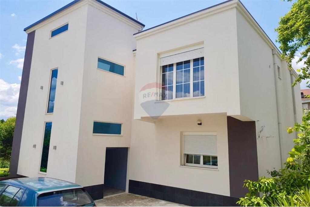 Villa for Rent Sauk