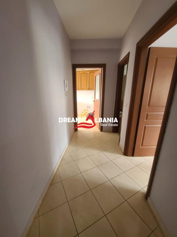 Apartment 1+1+2 with balconies for sale in Fresk, near Nuclear Physics in Tirana (ID 4111977)