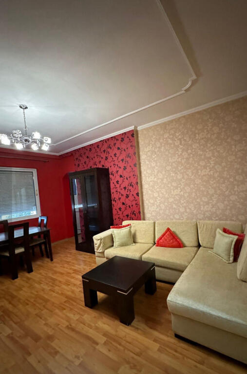 Appartamento 2+1 in affitto dietro piazza 21, via Kavaja
