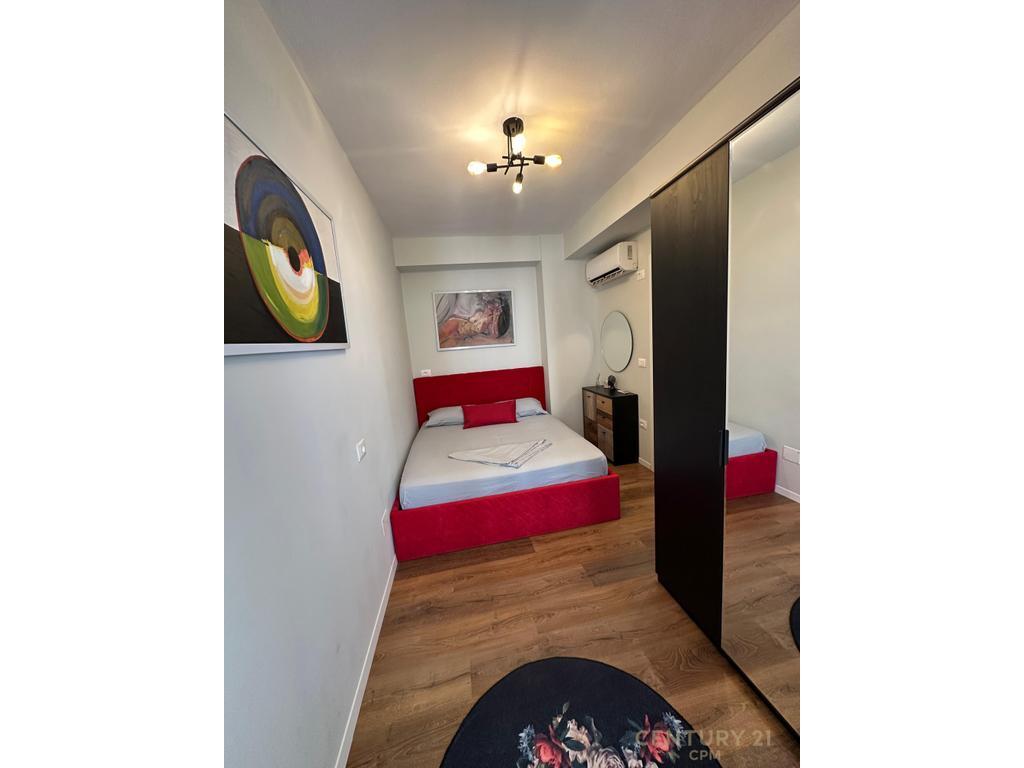 Rruga e Durrësit, pranë Ministrisë së Arsimit, Apartament 1+1 Me Qira