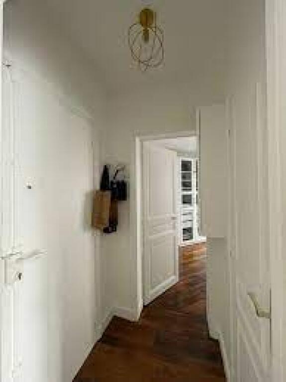 Casa privata di 1 piano 1+1 presso l'ex Dogana (ID BV22466) Tirana