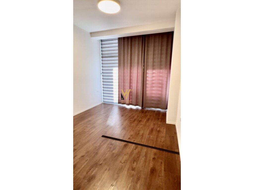 OFFICE 100 M2 FOR RENT AT THE MUNICIPALITY OF PARIS 1,000 EURO