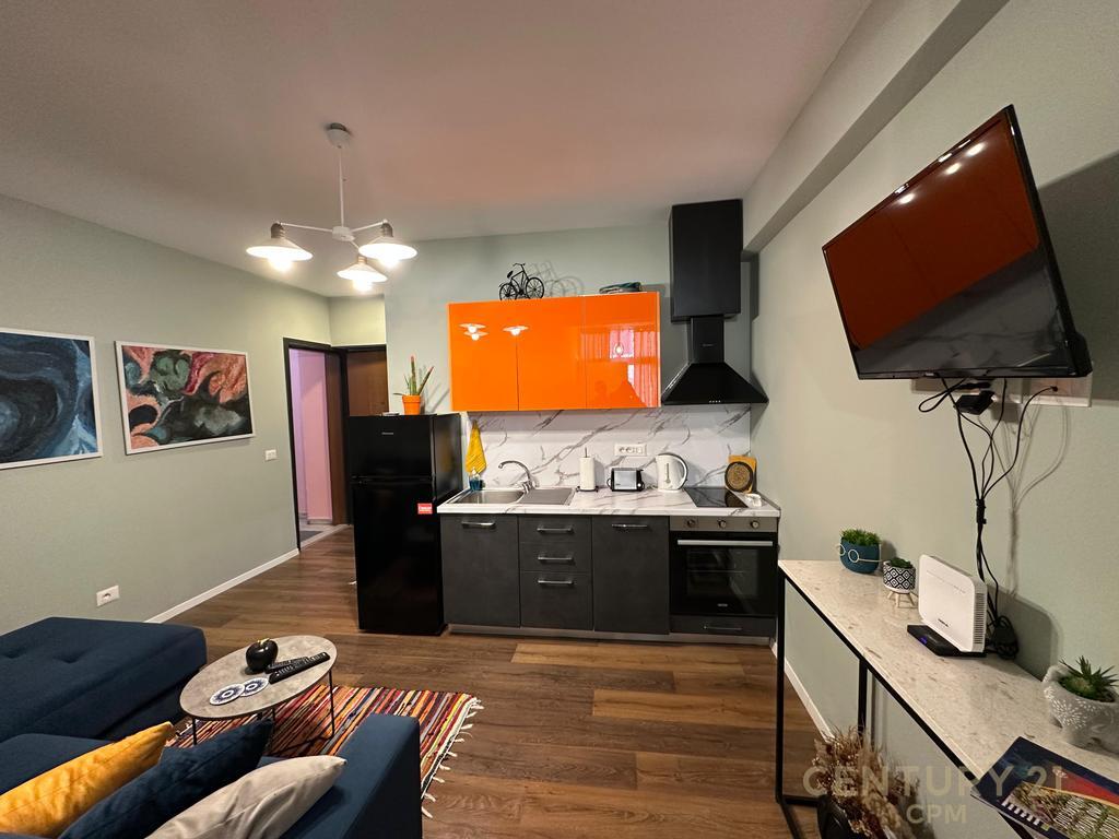 Rruga e Durrësit, pranë Ministrisë së Arsimit, Apartament 1+1 Me Qira