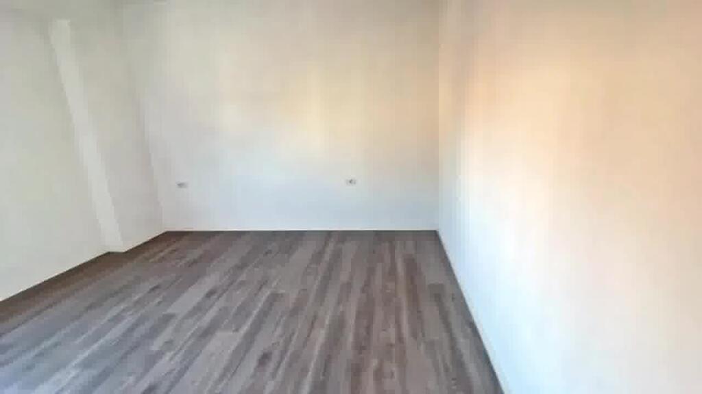 🏡 SHITET APARTAMENT 1+1 ME GARAZH – Rruga Qemal Stafa, Tiranë 📍