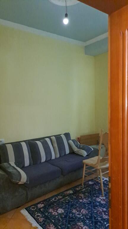 Super 3-storey villa for rent