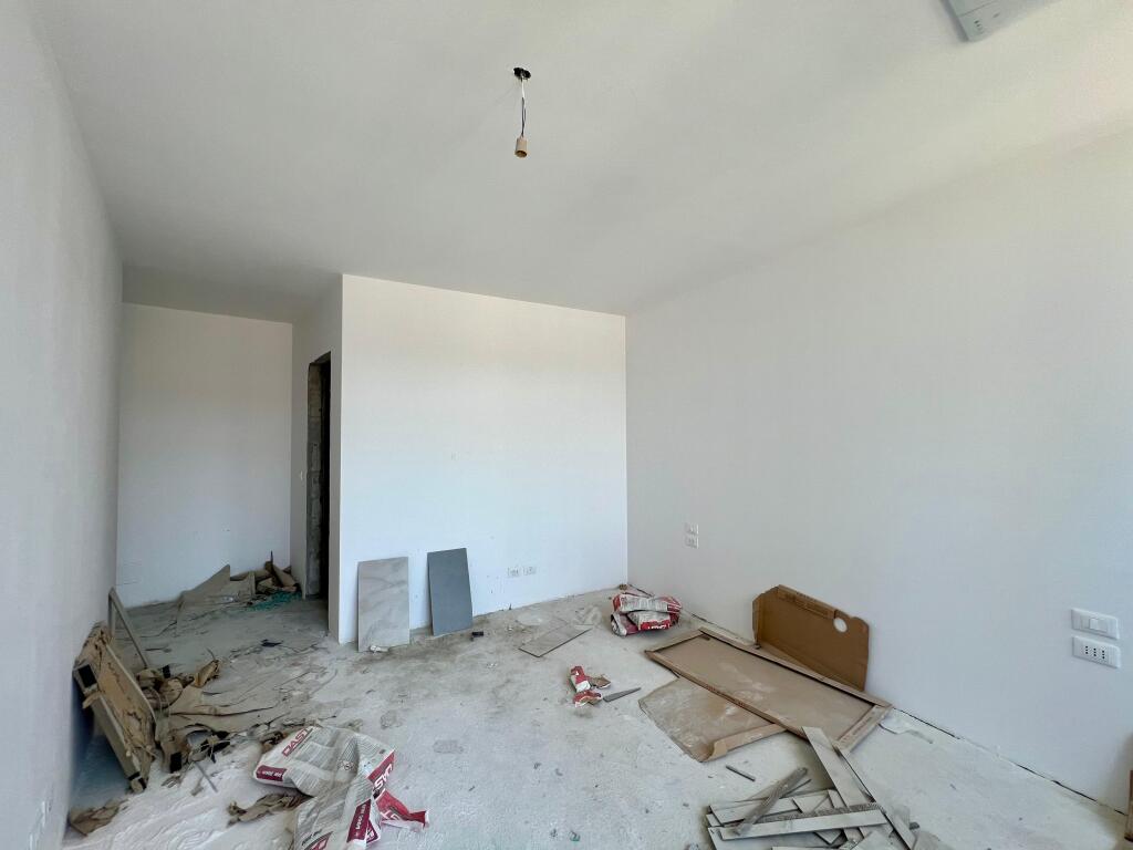 Apartment for sale 2+1+2 bathrooms +Garage, "Lake View Residence" Tirana.