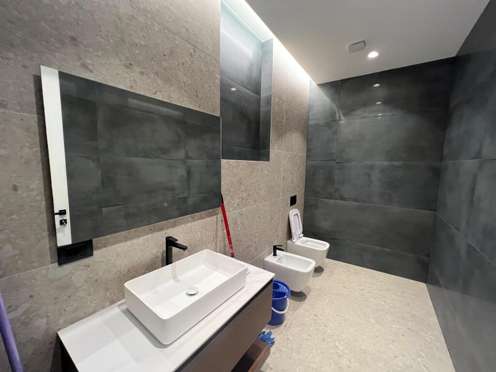 📣 FOR RENT Adjoined Villa, Dry Lake