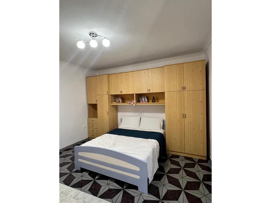Apartment 1+1 for rent, first floor – Ali Demi