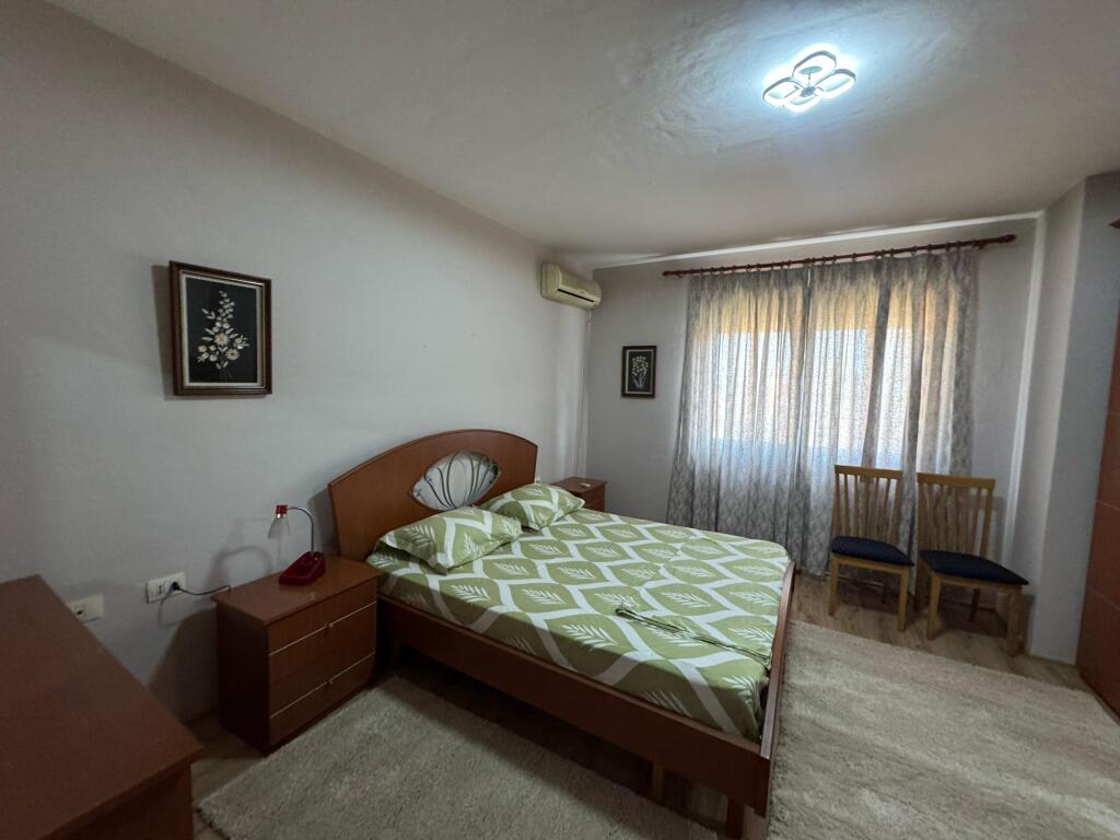 Appartamento 1+1 in affitto 📍 Indirizzo: Via Elbasan, di fronte all'Ambasciata Americana 💶 Prezzo: 600€/mese