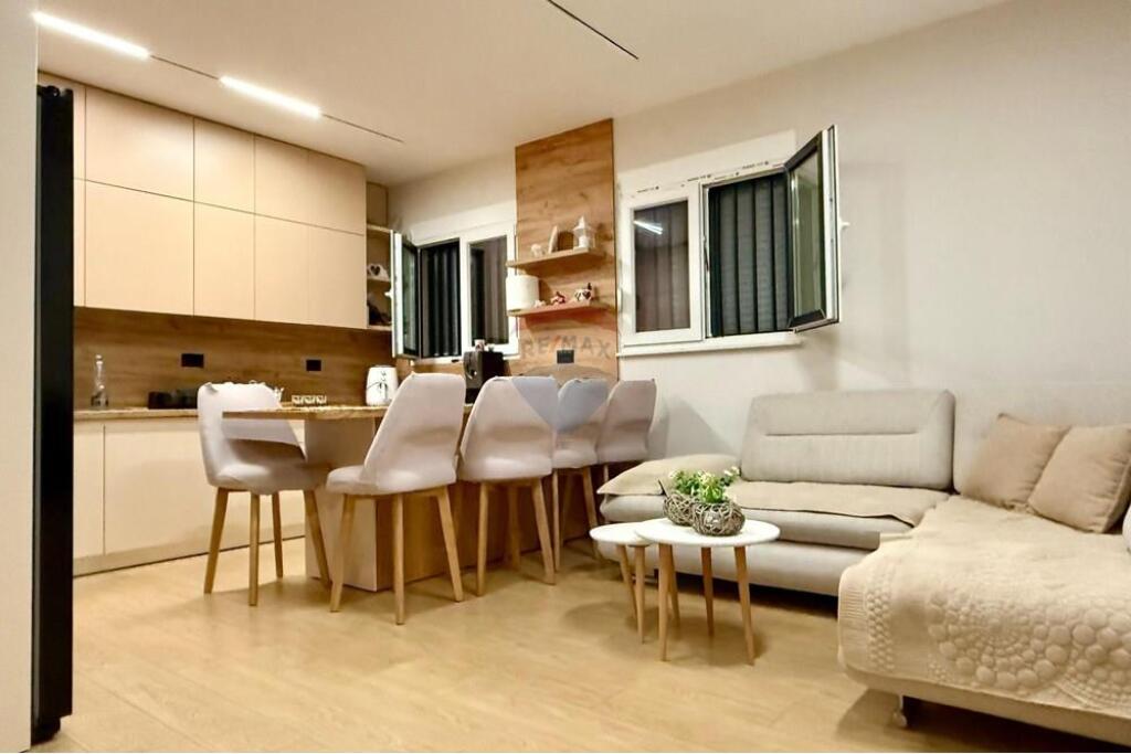 2+1 APARTMENT FOR SALE, DIBRËS STREET