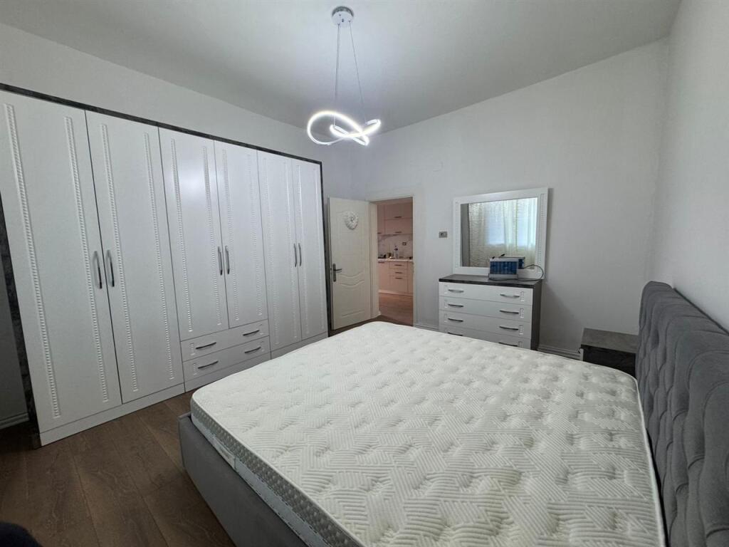 APARTMENT FOR RENT 1+1 PARIS MUNICIPALITY 450 EURO