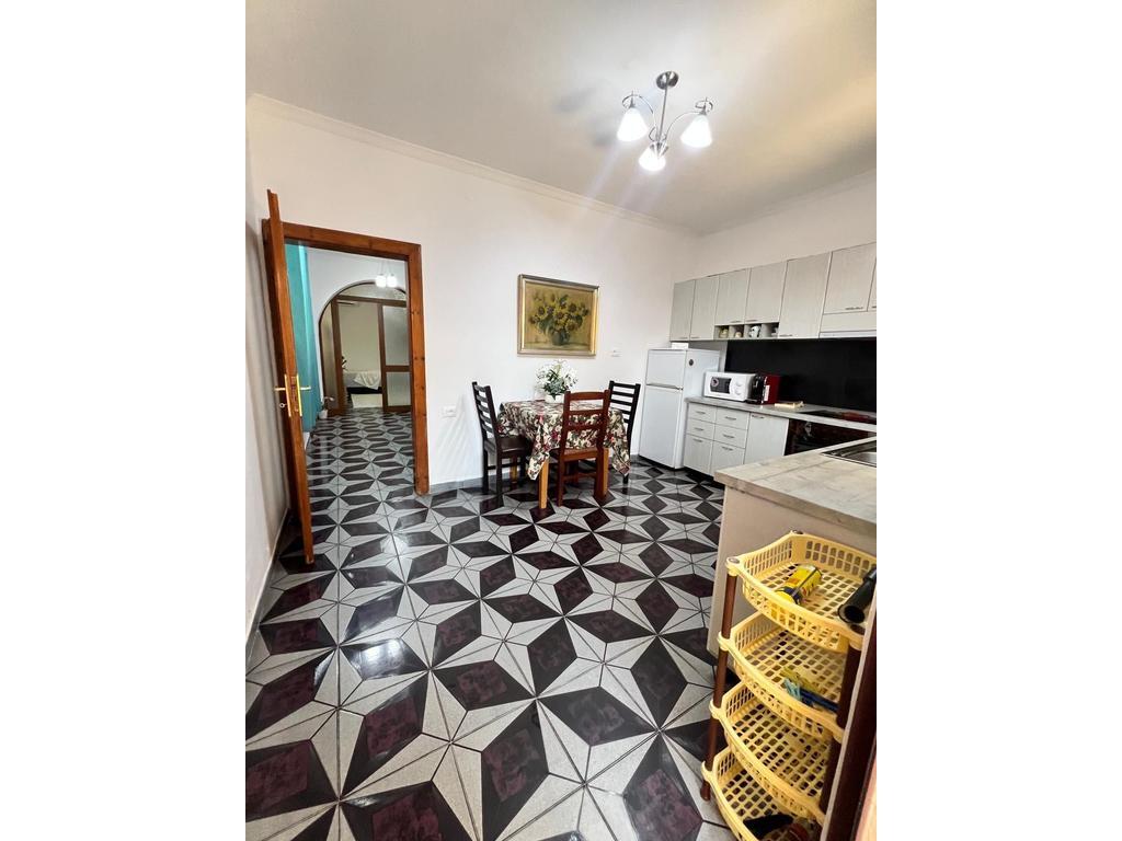 Apartment 1+1 for rent, first floor – Ali Demi