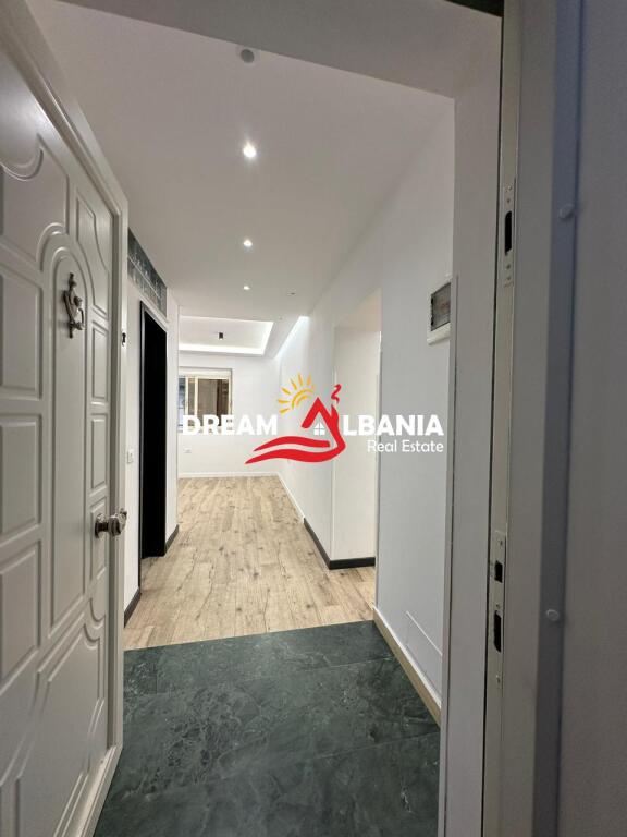Apartment 1+1 for sale on Sami Frasheri street near Petro Nini High School (ID 4119433)