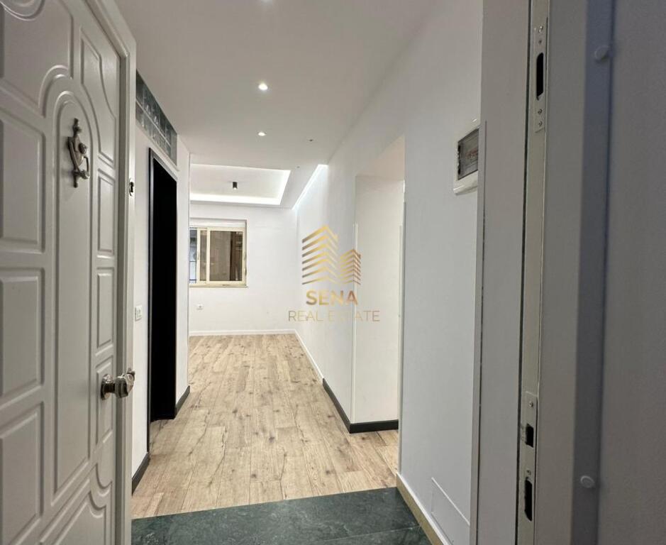 For sale, Apartment 1+1, near Petro Nini Gymnasium – Sami Frasheri Street, 158,000 Euro