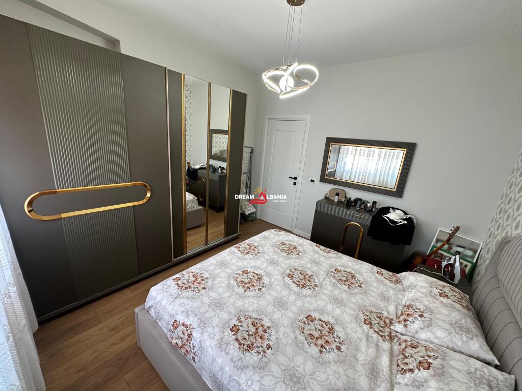 Apartment 2+1 for sale on Xhanfize Keko street near the European University (ID 41212016)