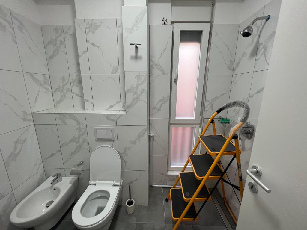 📣 AFFITTO SUPER Appartamento 1+1 con Balcone, Vicino al 21 Dicembre