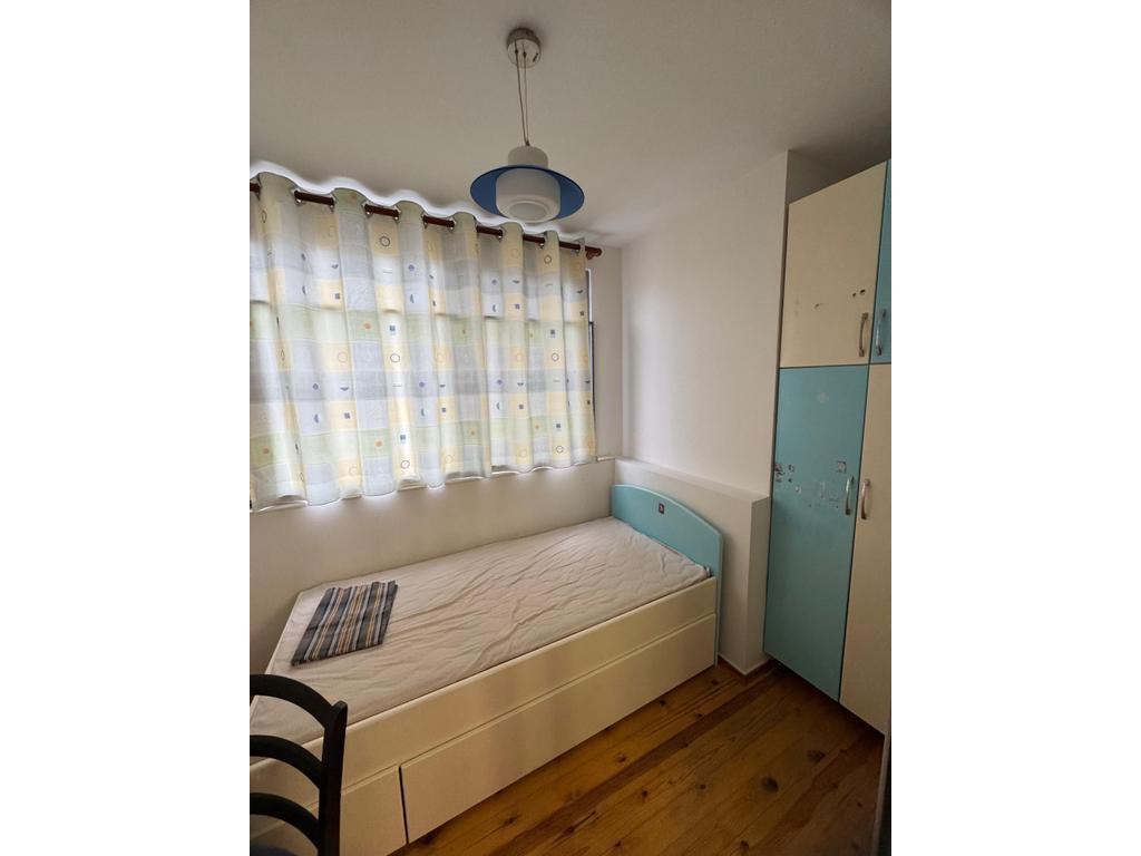 2+1 apartment for sale in the Municipality of Paris near Kristal Center