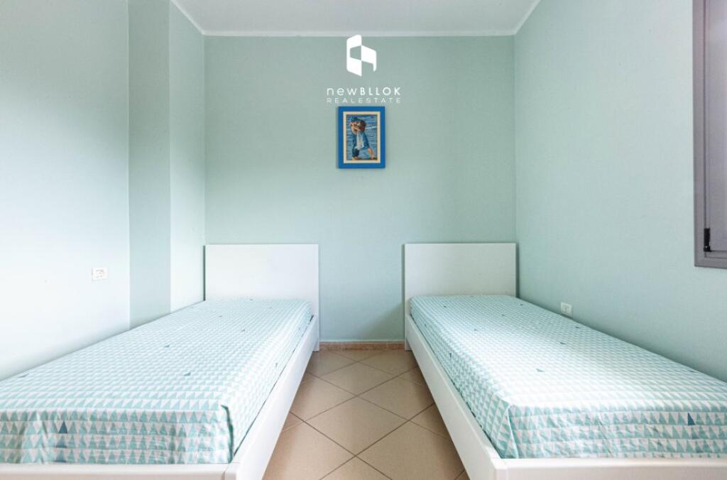 Vendesi Penthouse GJIGAND (Come Villa) : 3+1+2wc & Veranda (250m2) + Terrazza (198800 €) 120m2 | ( 15 min da Green Coast 🌊) 📍Rradhimë – Con Vista sul Mare