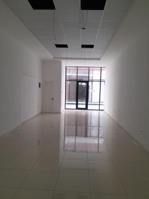 Business premises for rent Kamez