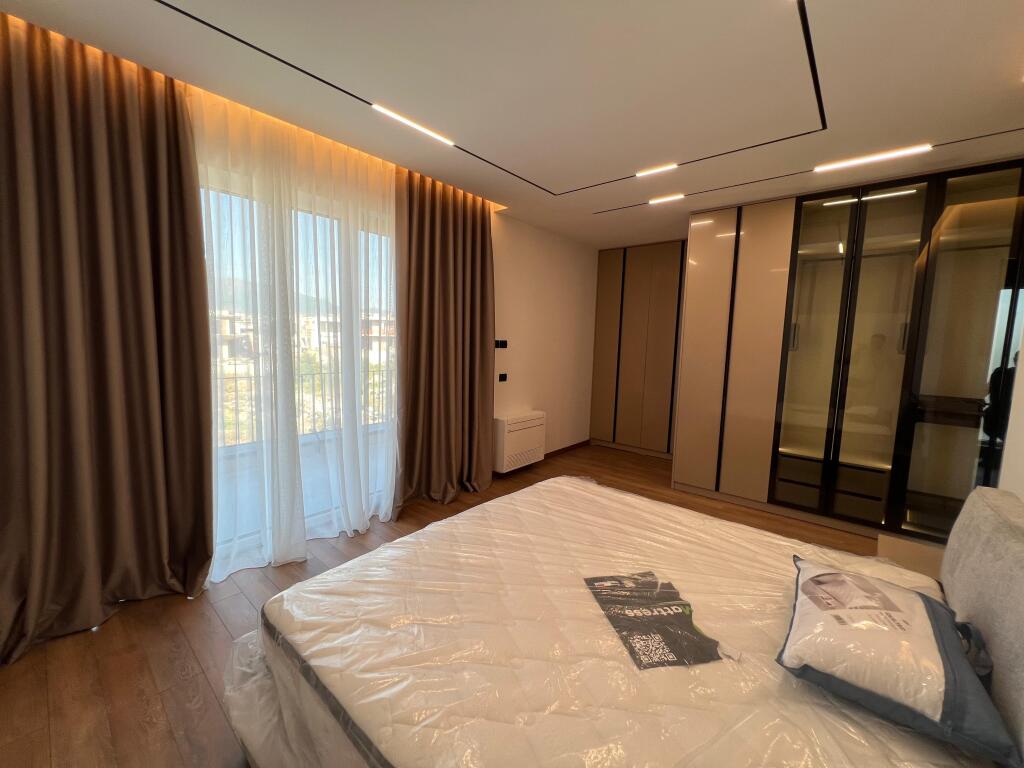 📣 FOR RENT Adjoined Villa, Dry Lake