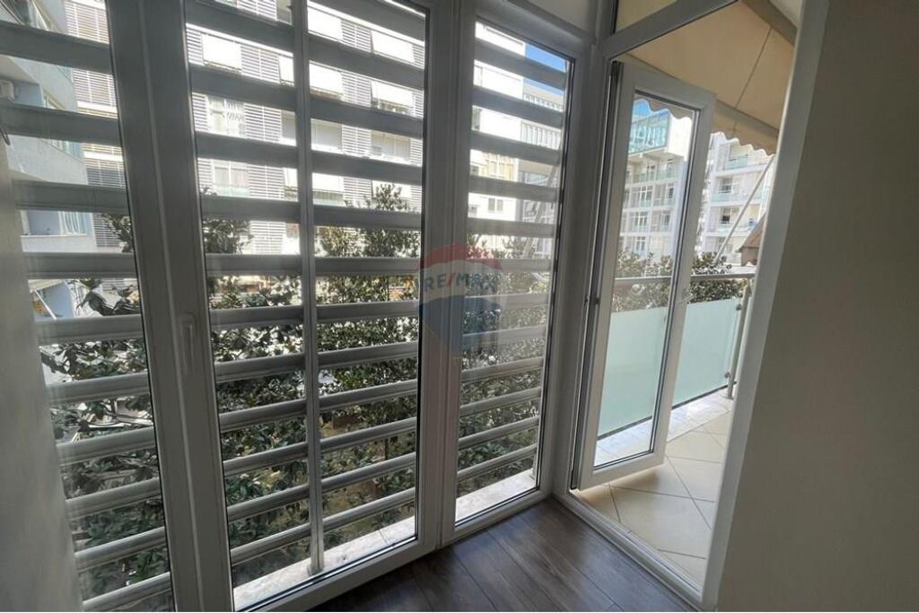 Apartment - For Rent - Kika 2, Commune of Paris, Tirana
