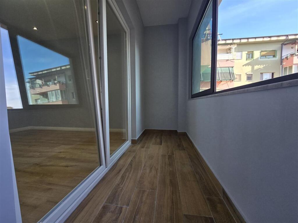 SUPER APARTMENT FOR SALE ON 5 MAJI STREET, TIRANA