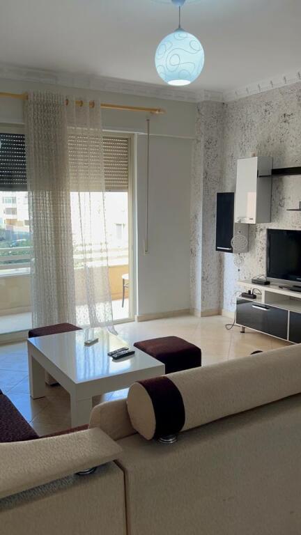 Shitet Apartament 2+1–Vetëm 200 metra nga plazhi