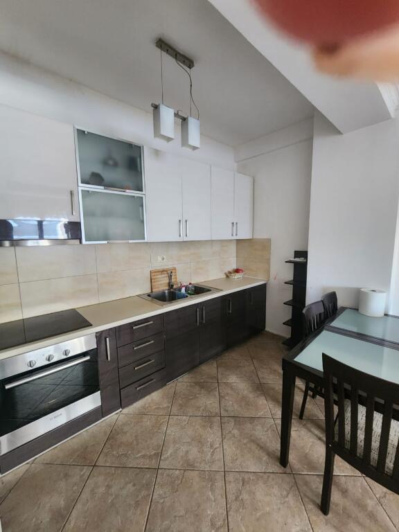 affitto, Appartamento 2+1+2 Via Ndre Mjeda, 500Euro/mese
