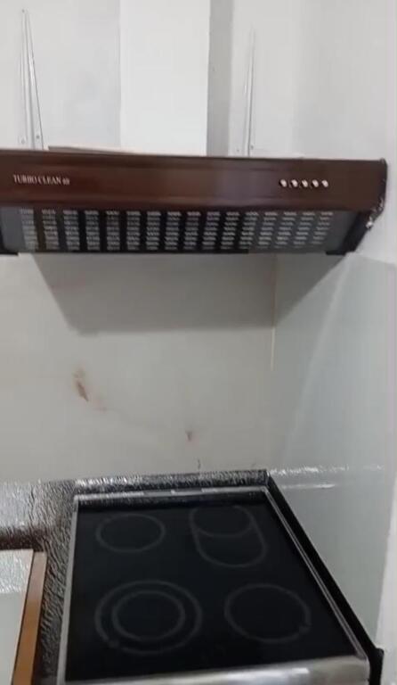 Appartamento 1+1 in affitto, vicino alla scuola Kongresi i Lushnjes.