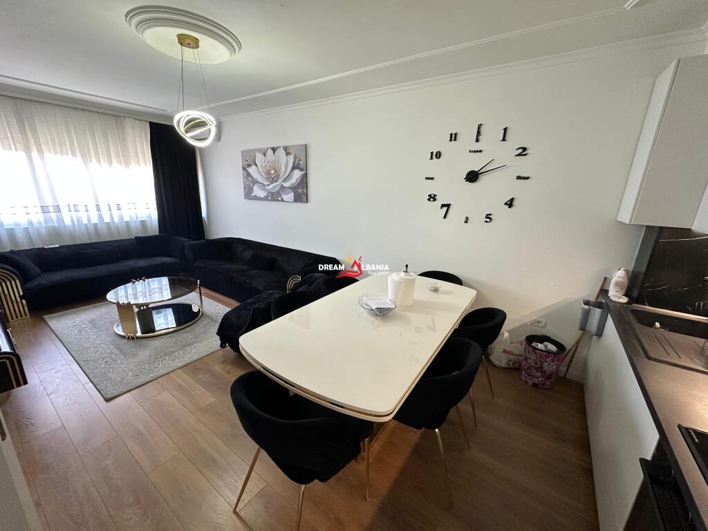 Apartment 2+1 for sale on Xhanfize Keko street near the European University (ID 41212016)