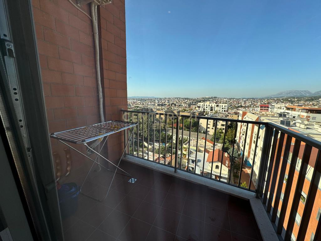 Apartament me Qira 1+1  tek tower bridge oxhaku