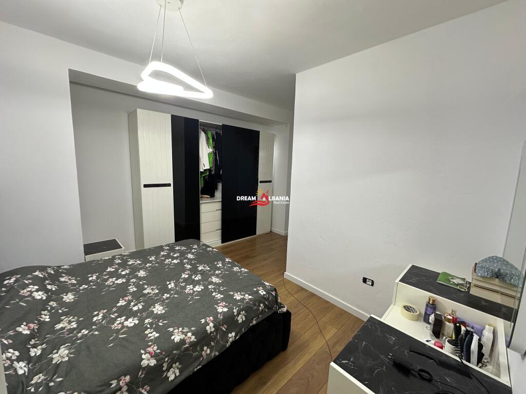 Apartment 2+1 for sale on Xhanfize Keko street near the European University (ID 41212016)