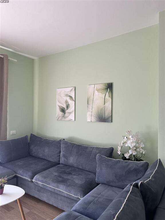 Super Apartament me qera ne Qender, prane toptanit (700 Euro)