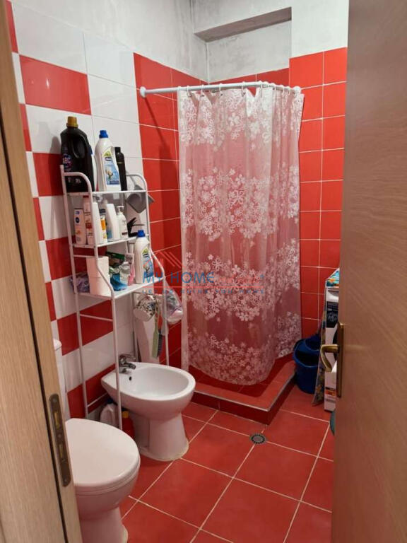 Apartment 1+1 for rent at Siri Kodra Street