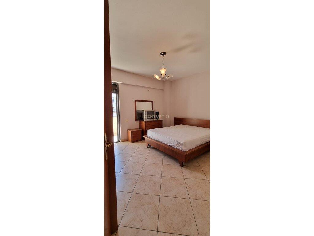 FOR RENT APARTMENT 2+1+2 FOR OFFICE / RESIDENCE, BEHIND SQUARE 21!
