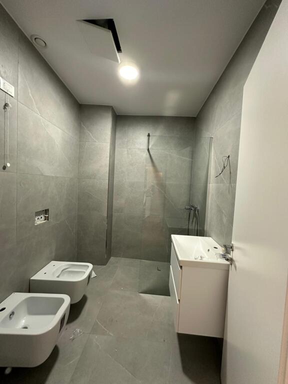 SUPER APARTMENT 2+1 +2 FOR RENT AT LAKE VIEW RESIDENCE, TIRANA