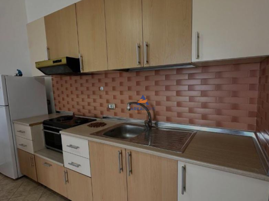 APPARTAMENTO IN AFFITTO 1+1+BALCONE "LUNGOMARE, DURAZZO" 550 EURO.