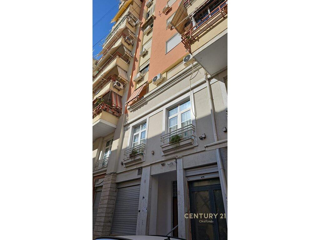 2+1 APARTMENT FOR RENT IN "MYSLYM SHYRI" – TIRANA