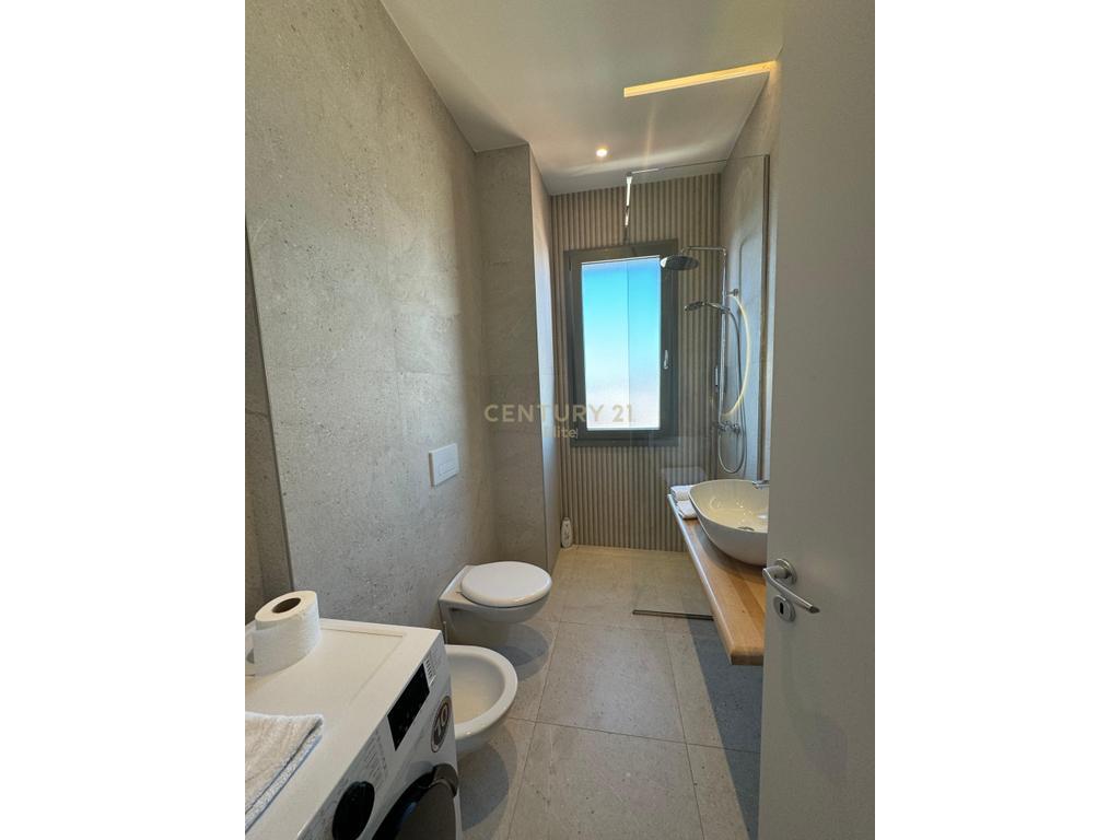 Apartment 1+1 for rent at the Tower Bridge 4 complex in Oxhaku