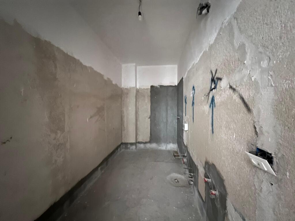 In vendita, Appartamento 2+1 “Laprakë”,Tirana.