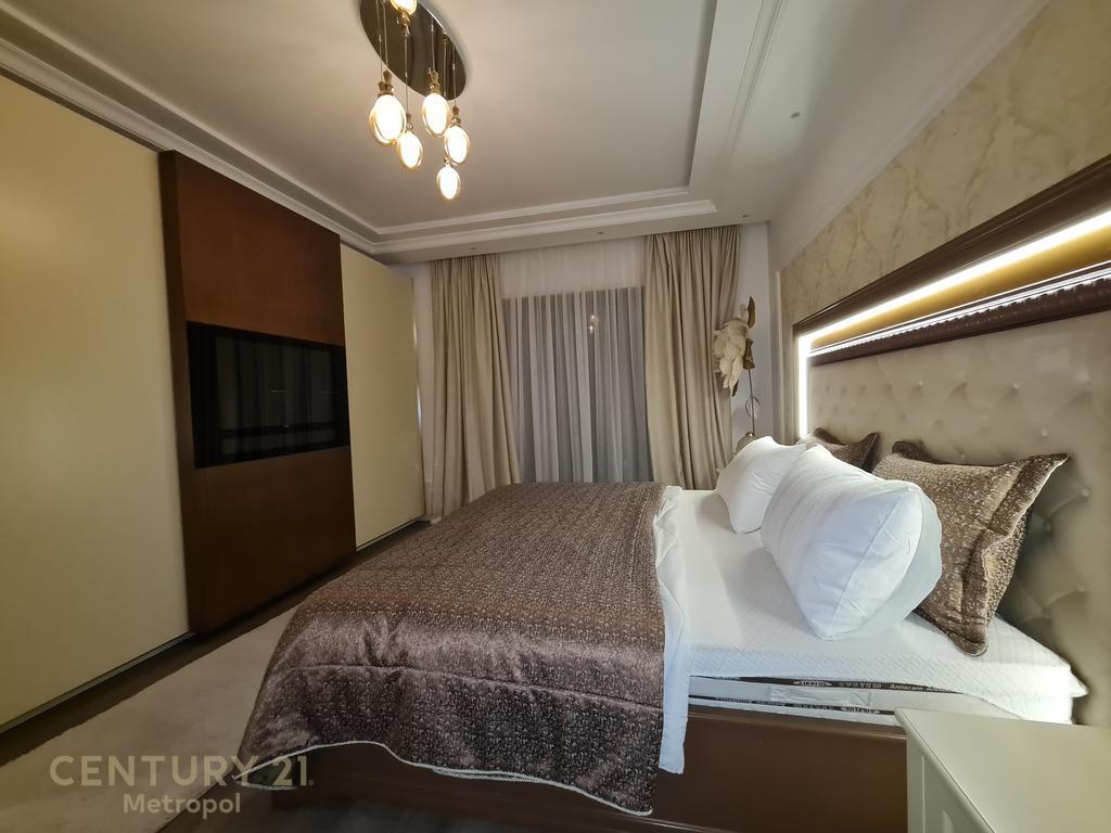 Apartment 2+2+ garage for Rent in Astir