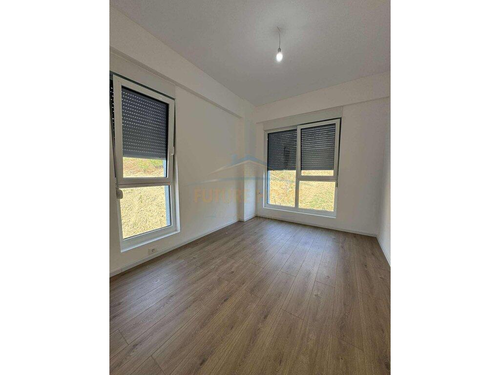 In vendita, Appartamento 1+1, Fresk, Tirana.