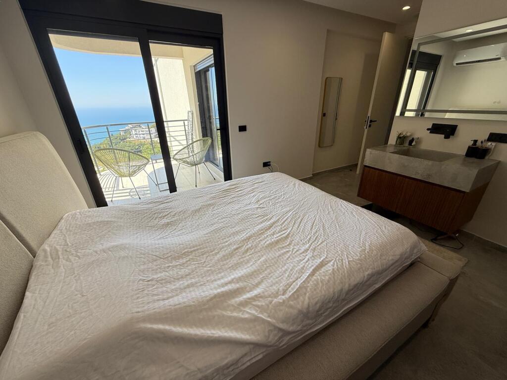 APPARTAMENTO 2+1 IN VENDITA A ULCINJ, MONTENEGRO