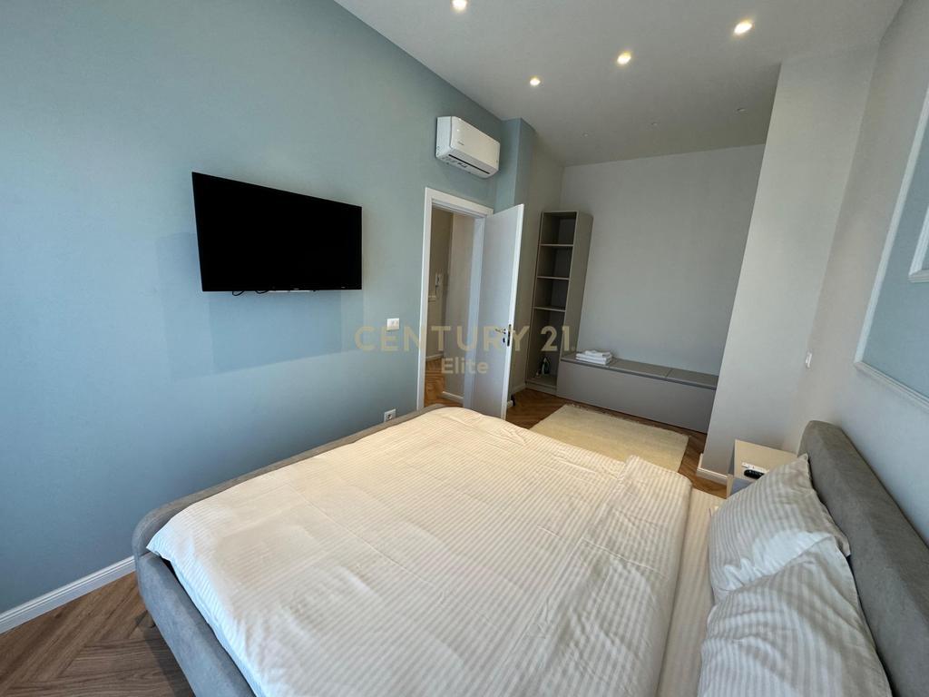 Apartment 1+1 for rent at the Tower Bridge 4 complex in Oxhaku