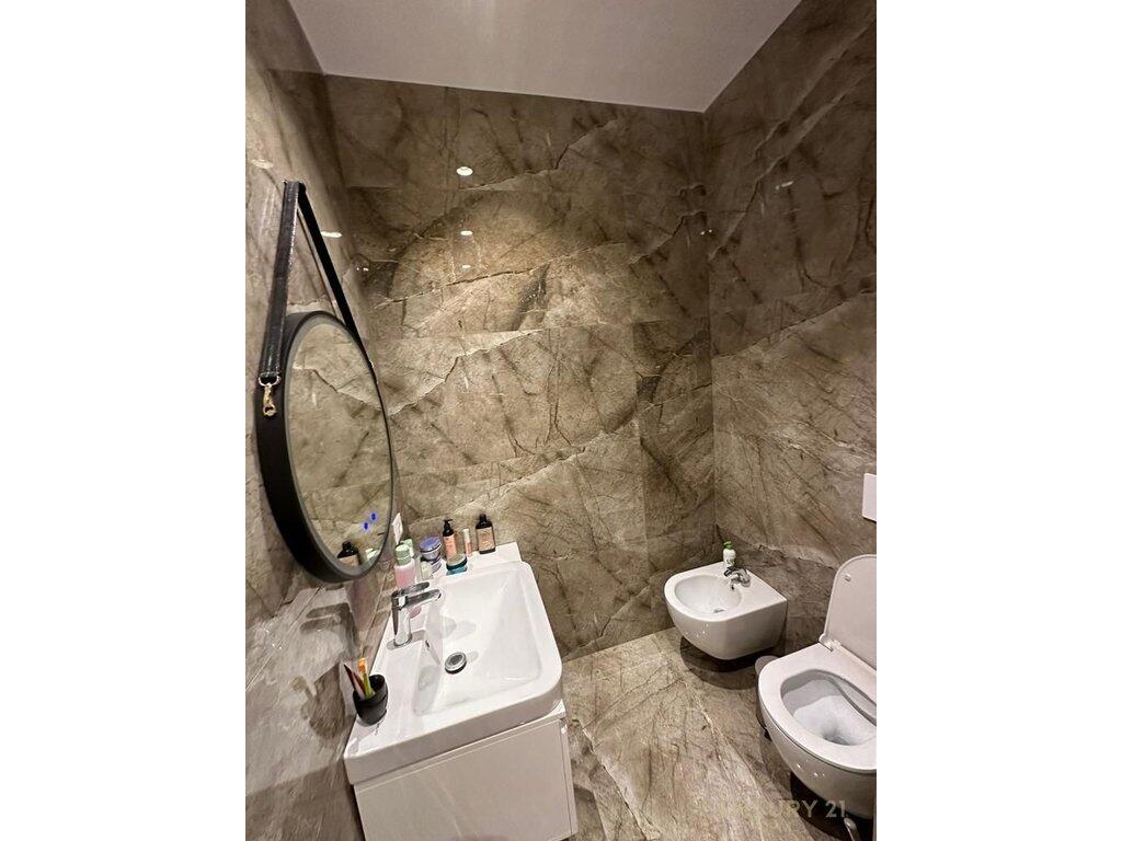 Apartment 2+1 for rent at the Magnet complex near 21 Dhjetori