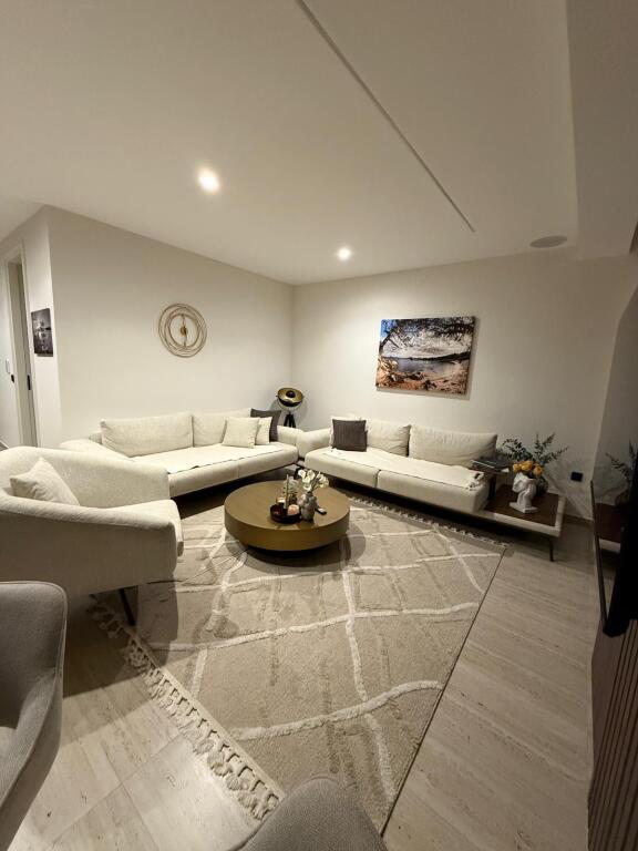 APPARTAMENTO 2+1 IN VENDITA A ULCINJ, MONTENEGRO